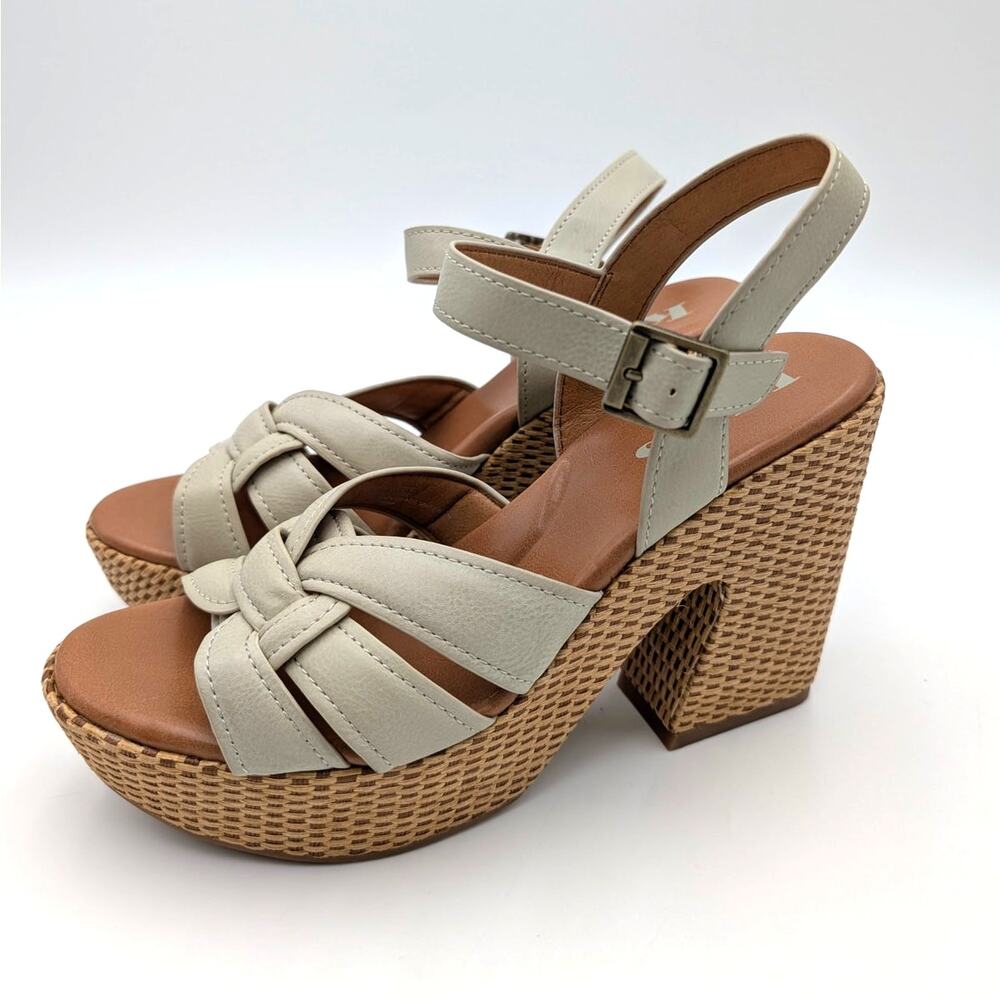Korks Dee Wedge Platform Block Heel Sandals Women's off White Size US9M EU39.5
